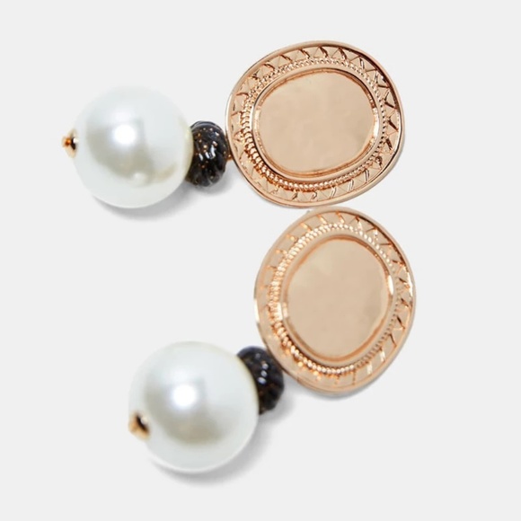 Vintage Simulated Pearl Statement Earrings - Picture 3 of 3